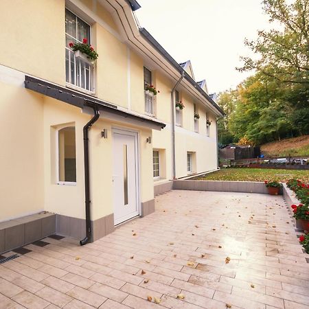 Hotel Gruene Tanne Hamburg Exterior photo
