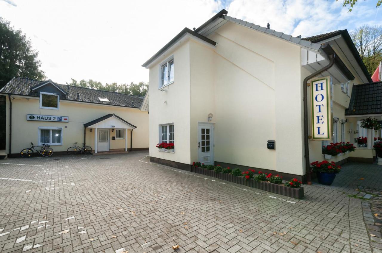 Hotel Gruene Tanne Hamburg Exterior photo